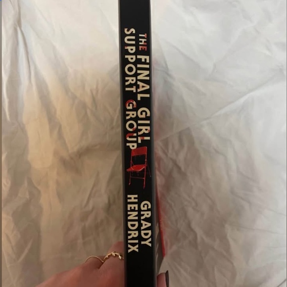 *BRAND NEW* Horror Book: Final Girl Support Group by Grady Hendrix - Picture 2 of 3